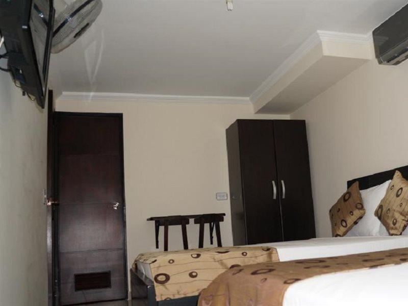 Hotel Verony San Joaquin Medellin Bagian luar foto