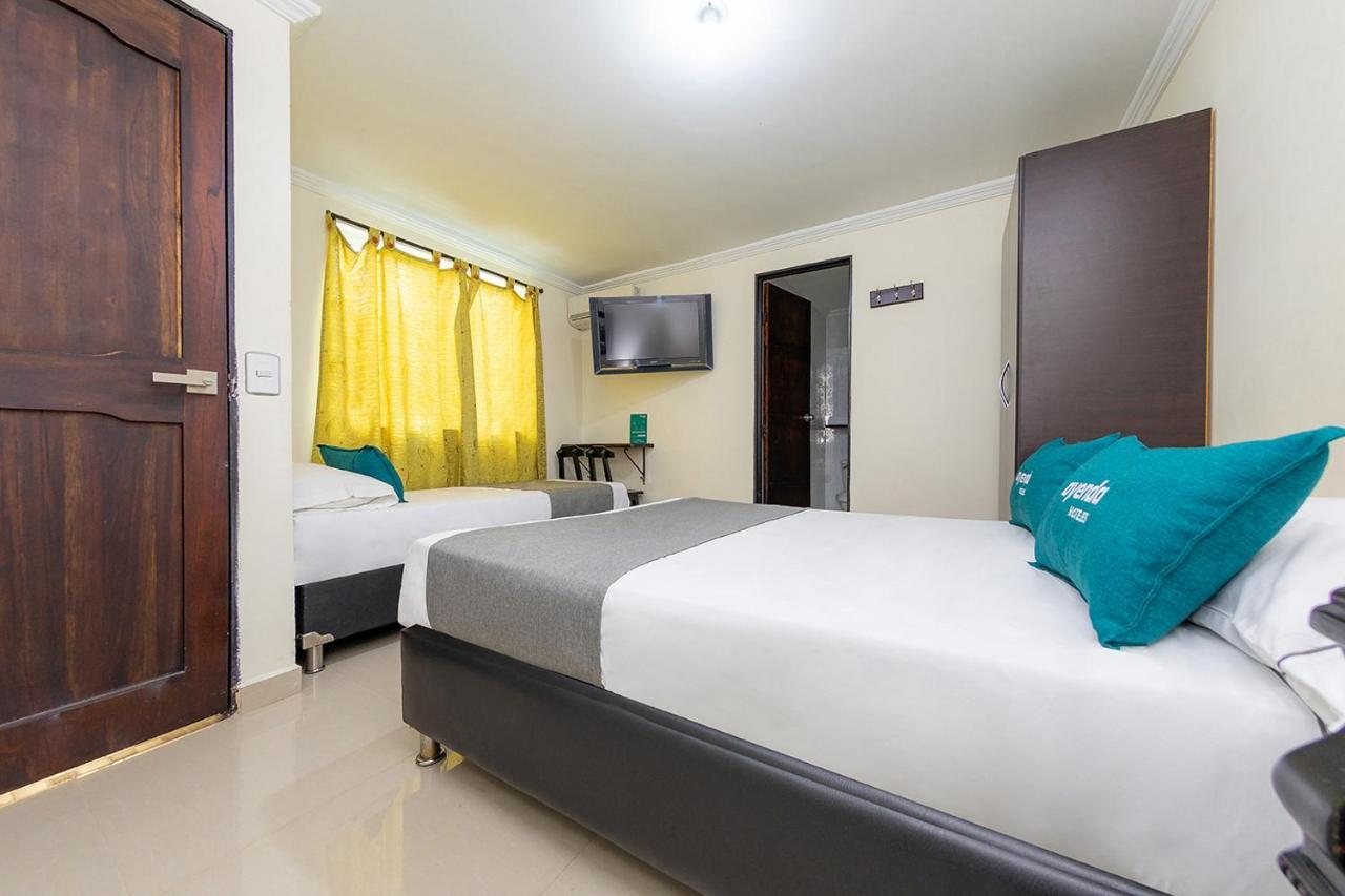 Hotel Verony San Joaquin Medellin Bagian luar foto