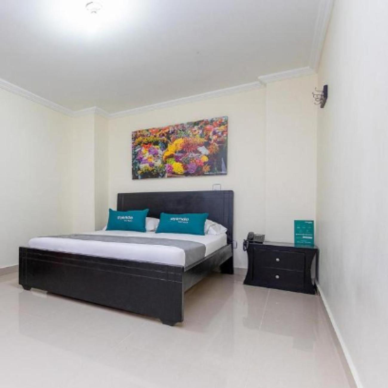 Hotel Verony San Joaquin Medellin Bagian luar foto