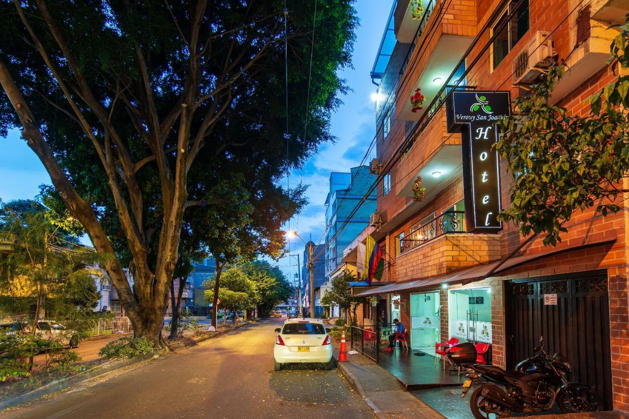 Hotel Verony San Joaquin Medellin Bagian luar foto